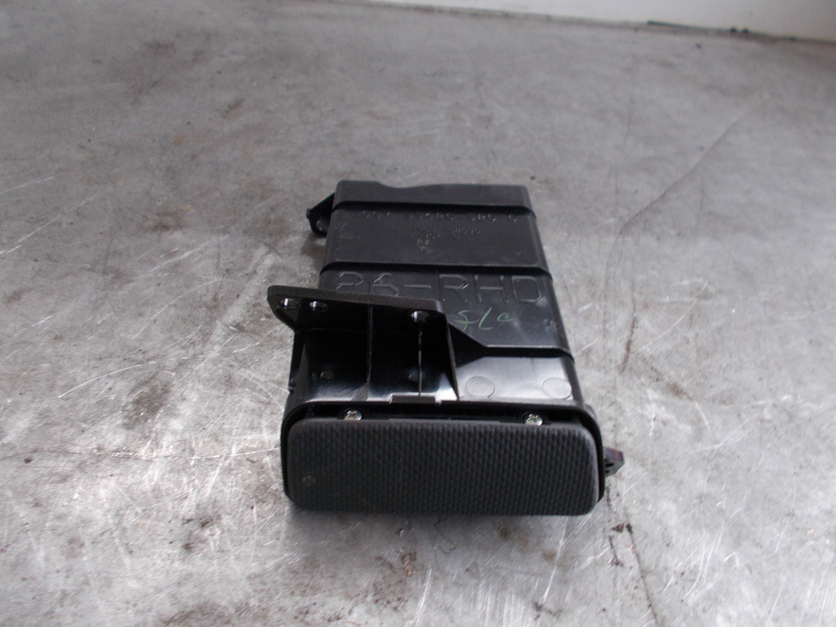 VOLKSWAGEN PASSAT HIGHLINE 2004 CUP HOLDER BUTTON & TRAY 55620-52070