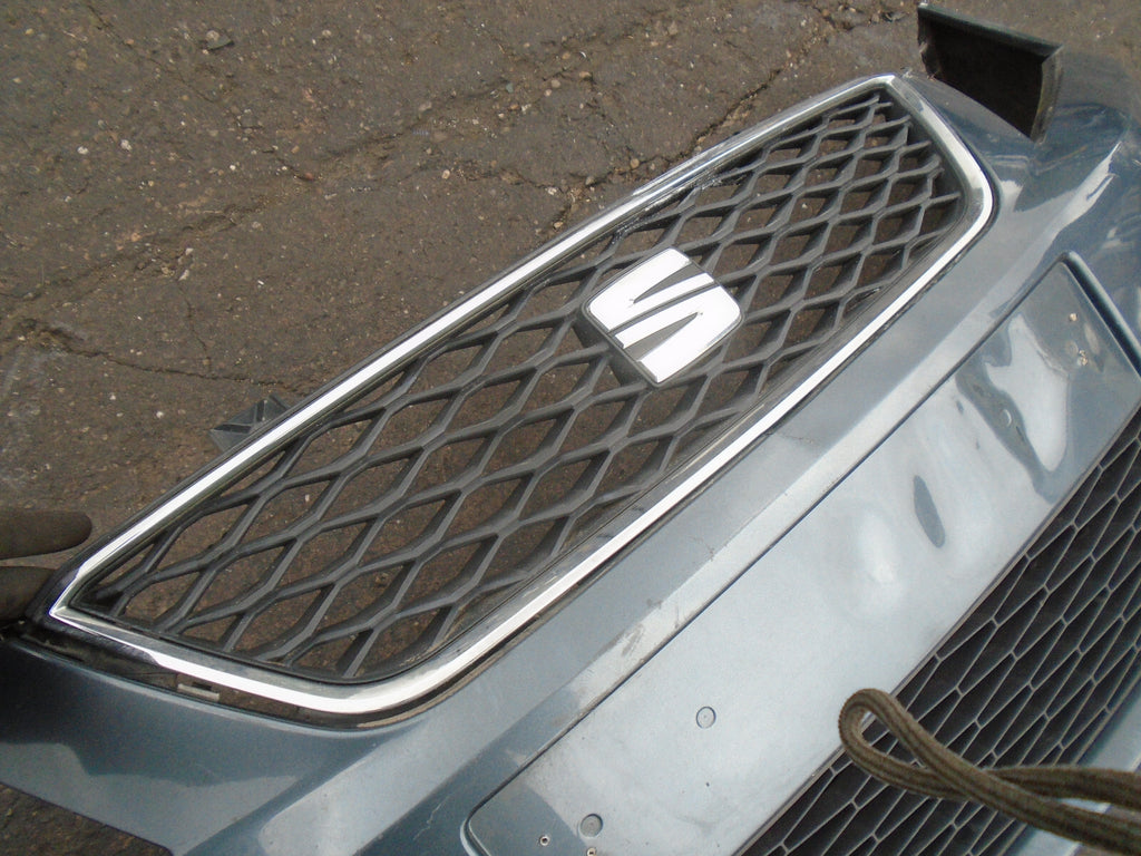 SEAT TOLEDO MK4 KG 2012-2018 FRONT BUMPER WITH RADIATOR GRILL DAMAGED