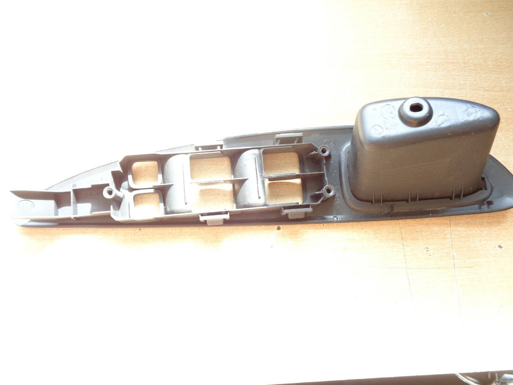 NISSAN PRIMERA 2004 P12 POWER WINDOW CONTROL INTERIOR TRIM 80960AV700