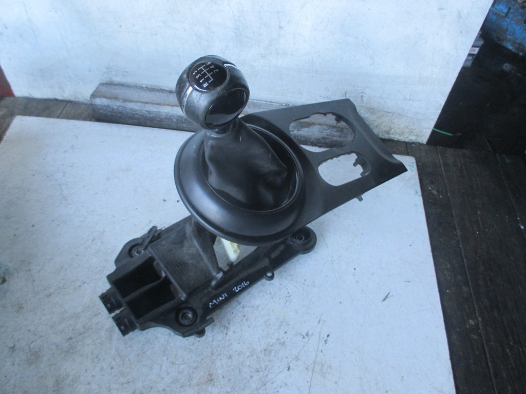 BMW MINI CLUBMAN F54 2016 6 SPEED MANUAL GEARSTICK GEARSHIFTER 7544906
