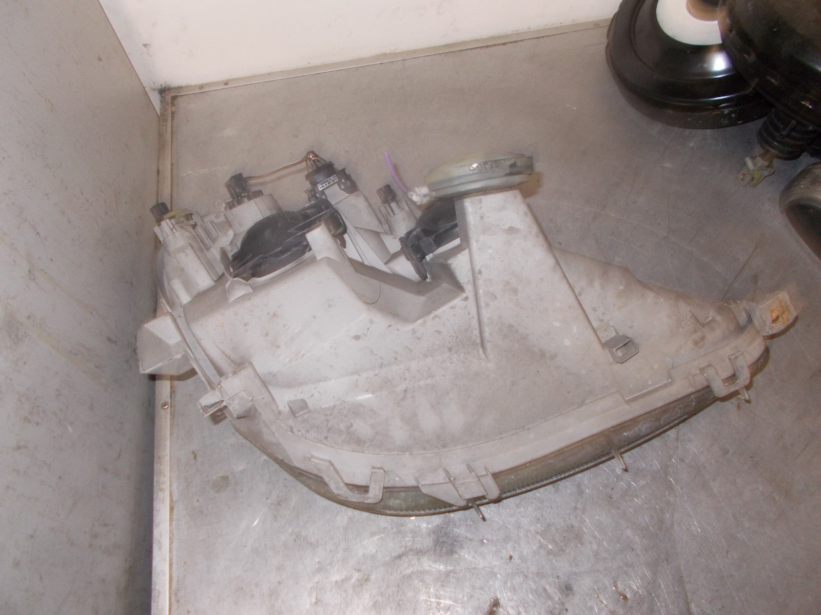 MERCEDES A CLASS A160 W168 2003 NS PASSENGER SIDE HEADLIGHT HEADLAMP A1688201961