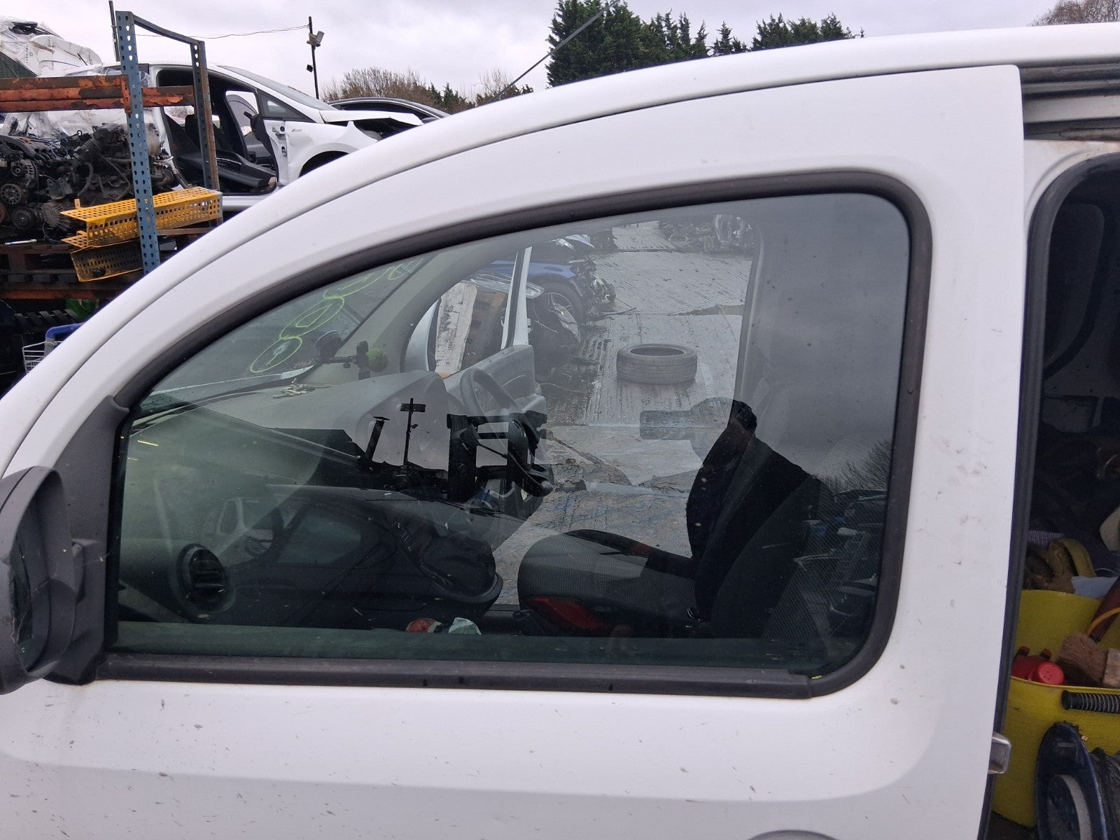 2016 MERCEDES CITAN W415 NSF PASSENGER SIDE FRONT LEFT WINDOW GLASS