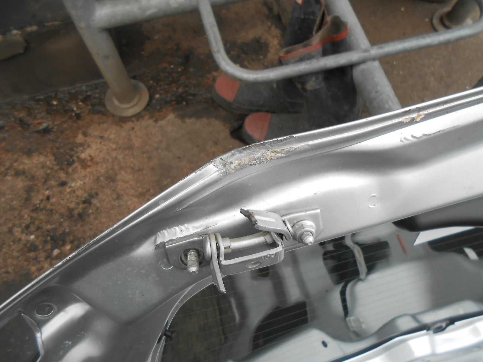 FORD KA MK2 2015 REAR BACK WINDSHIELD SCREEN GLASS SCRAP BOOTLID