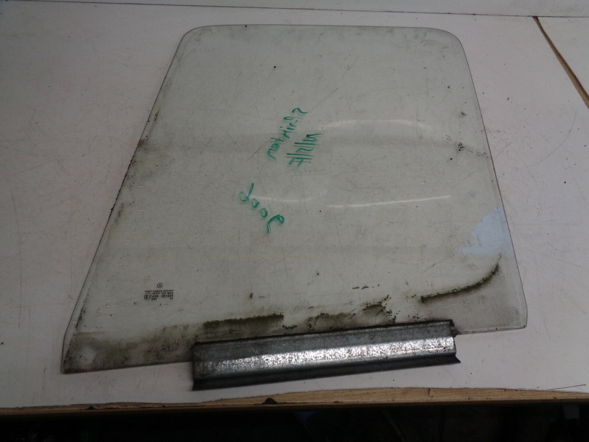 MERCEDES BENZ SPRINTER MK1 2006 NSF PASSENGER SIDE FRONT WINDOW GLASS
