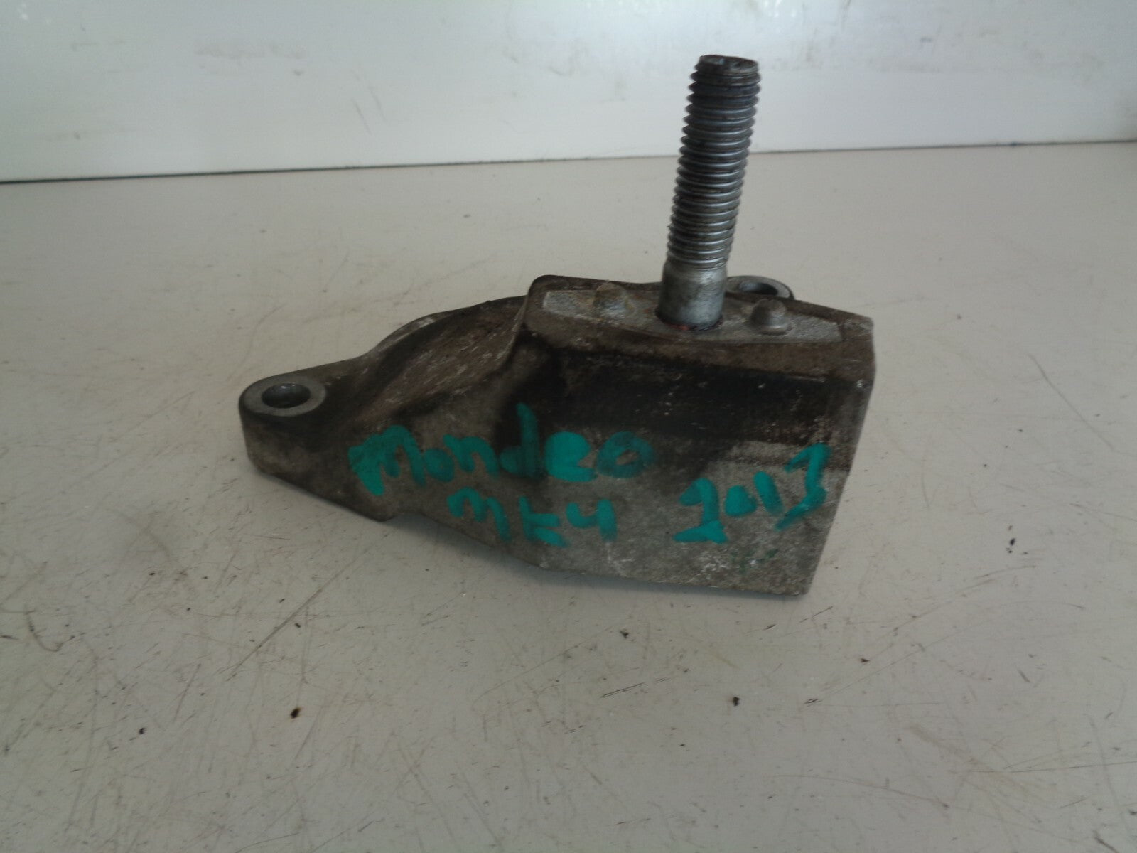 FORD MONDEO 2013 MK4 MOUNT BRACKET 6G917M1125MA