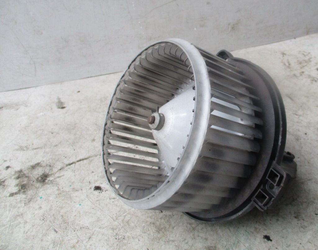 2011 LAND ROVER HEATER BLOWER MOTOR FAN MOTOR 17360045