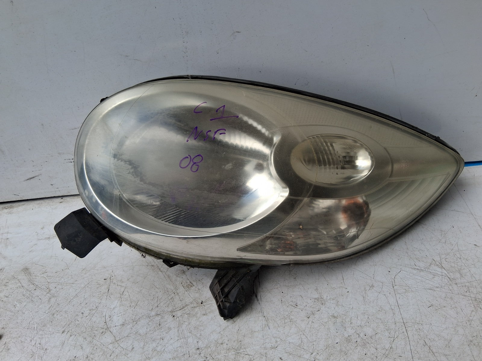 2008 CITROEN C1 MK1 NSF PASSENGER SIDE FRONT HEADLIGHT HEADLAMP 811500H060