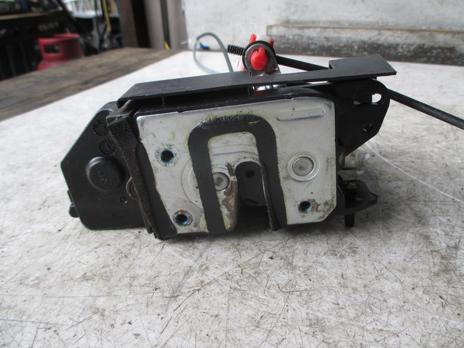 SSANGYONG KYRON 2009 2.0 DIESEL OSR DRIVER SIDE DOOR LOCK MECHANISMS