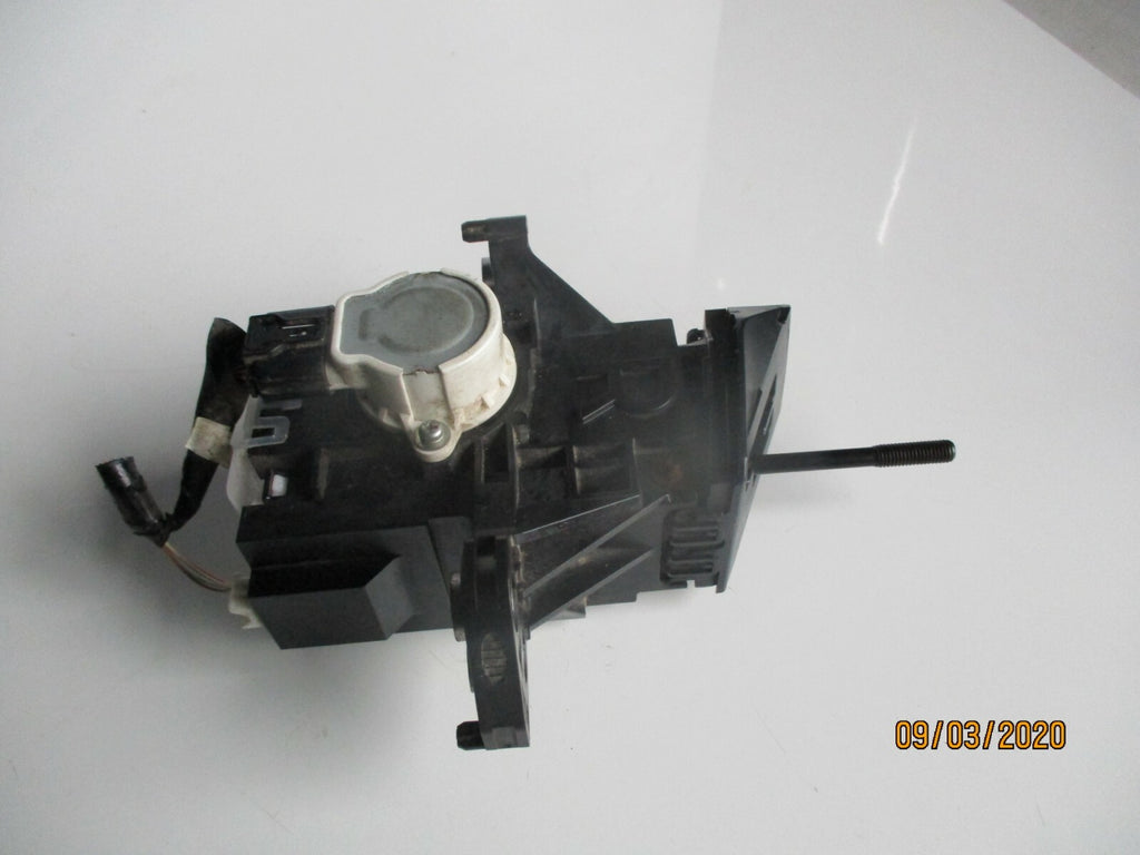 LEXUS CT 200h 2015 1.8 HYBRID AUTOMATIC GEAR STICK SHIFTER SELECTOR 78110-76011