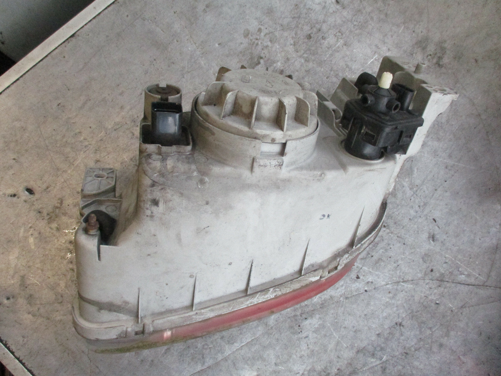 HYUNDAI LANTRA MK2 OS DRIVER SIDE HEADLIGHT