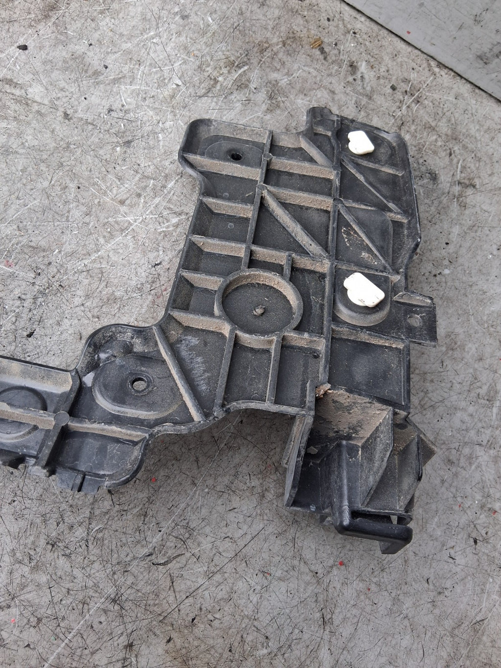 2023 FORD TRANSIT 350 MK8 OSR DRIVER SIDE REAR RIGHT BUMPER BRACKET BK3117A881