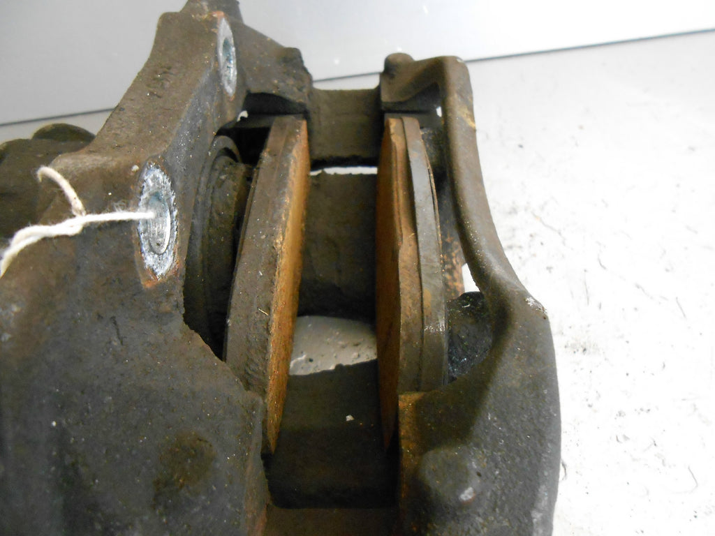 PEUGEOT 308 1.4 16V NSF PASSENGER SIDE FRONT BRAKE CALIPER CALLIPER CARRIER