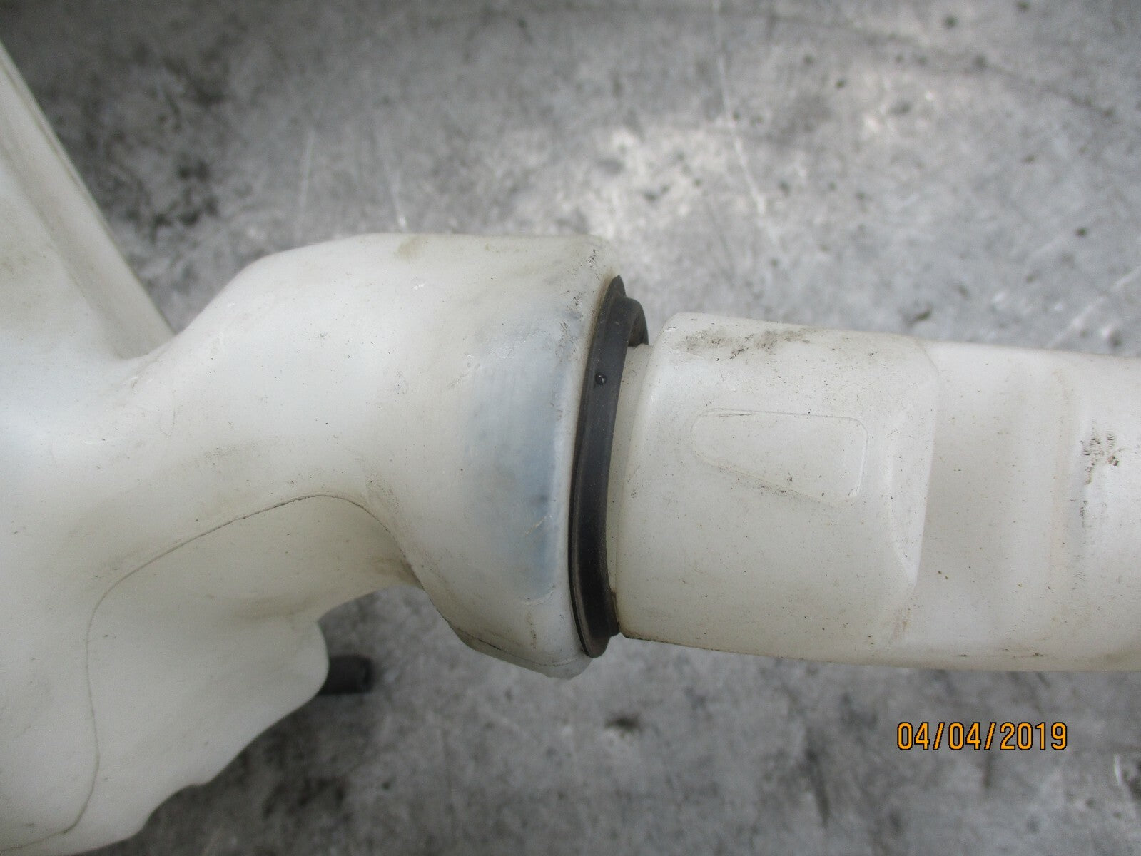 CITROEN DS3 WINDSCREEN WASHER BOTTLE LIQUID TANK 968398868000