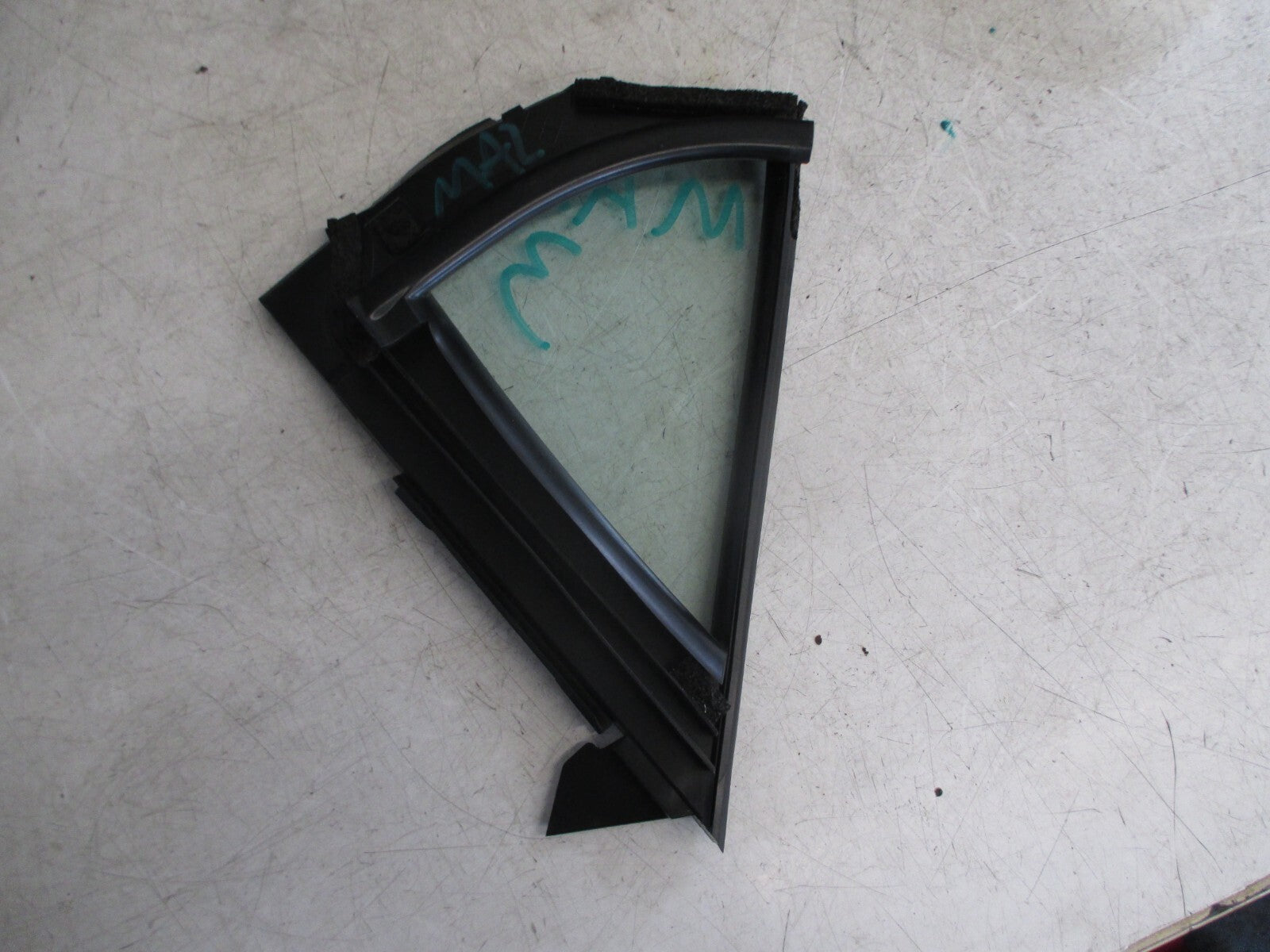 MAZDA 3 MK4 BP 2021 NSR PASSENGER REAR QUARTER LIGHT WINDOW GLASS 43R-00014