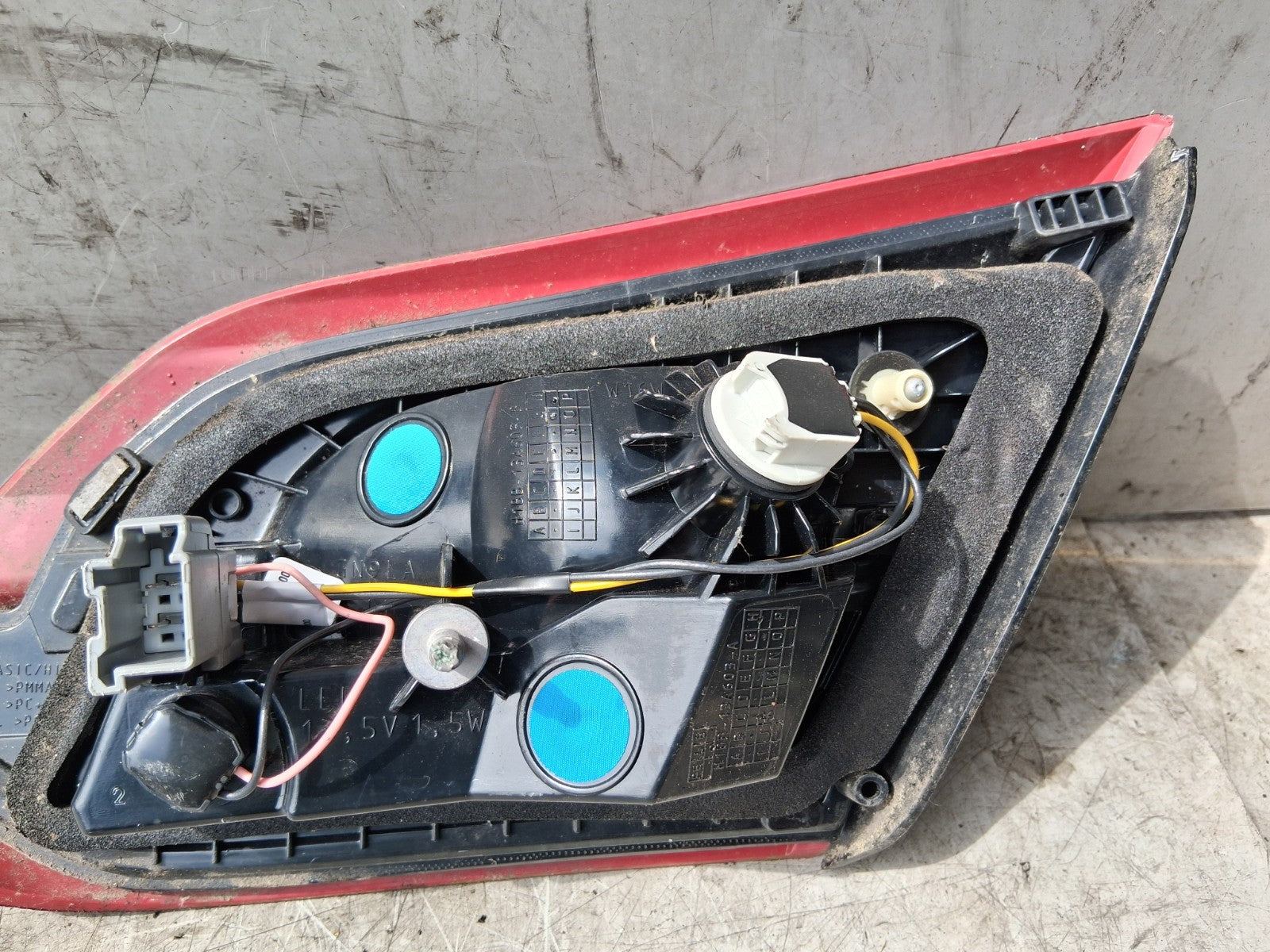 FORD FIESTA 2021 MK8 NSR PASSENGER SIDE REAR LEFT INNER TAIL LIGHT
