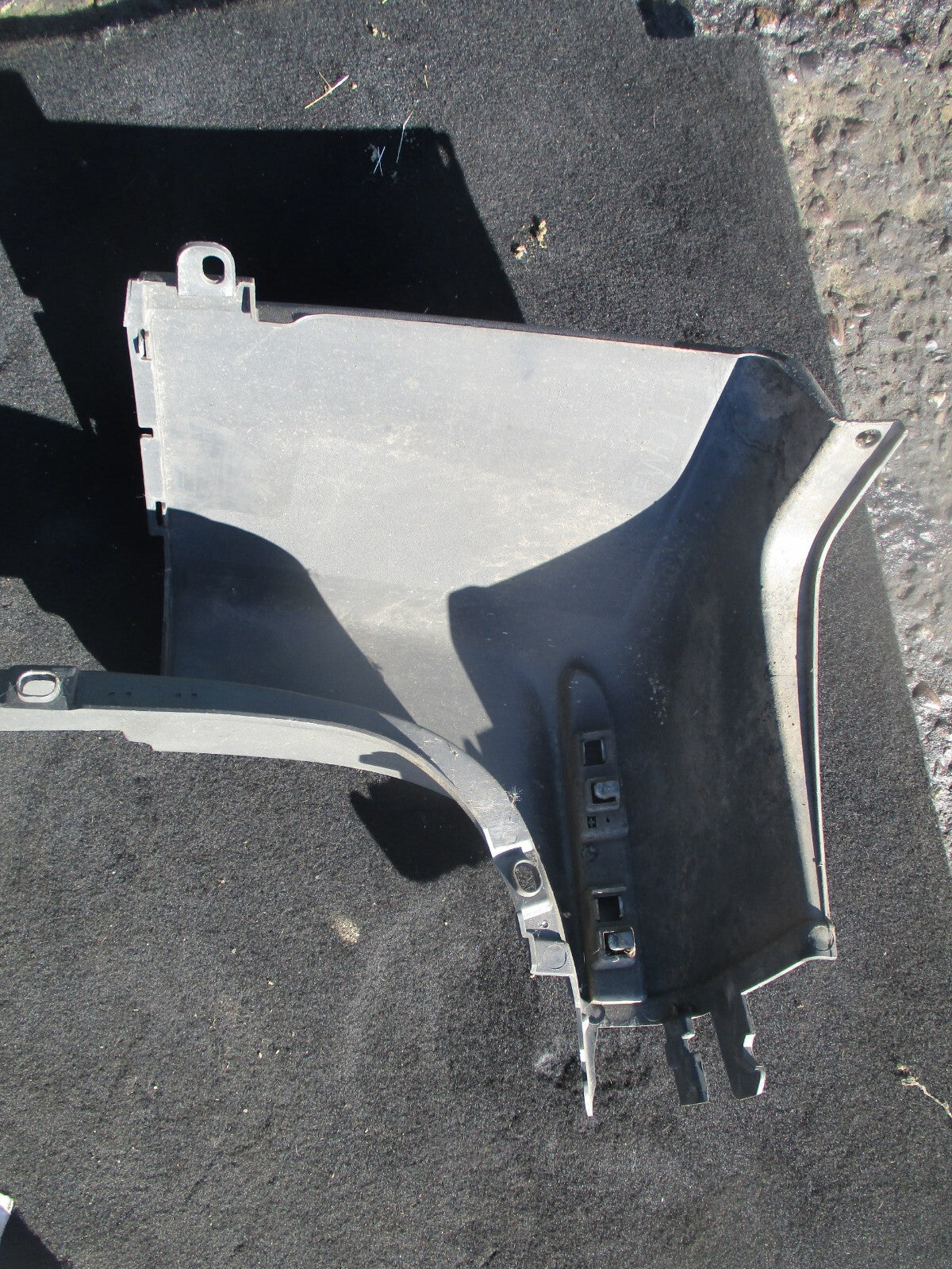 2020 MERCEDES BENZ SPRINTER W907 NSR REAR LEFT BUMPER CORNER A9108801800