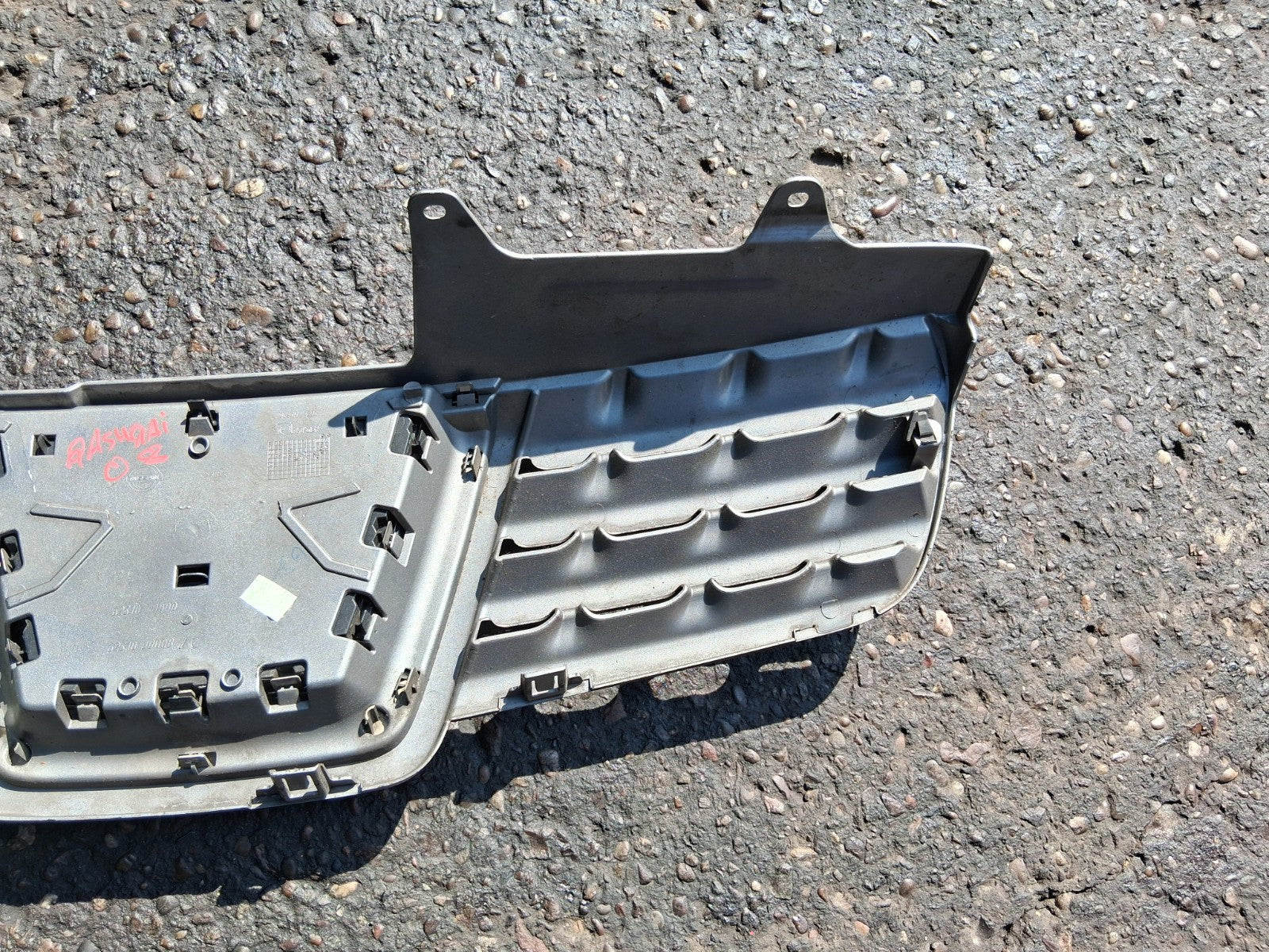 2008 NISSAN QASHQAI J10 MK1 FRONT BUMPER CHROME GRILLE BADGE GRILLE 62310JD000