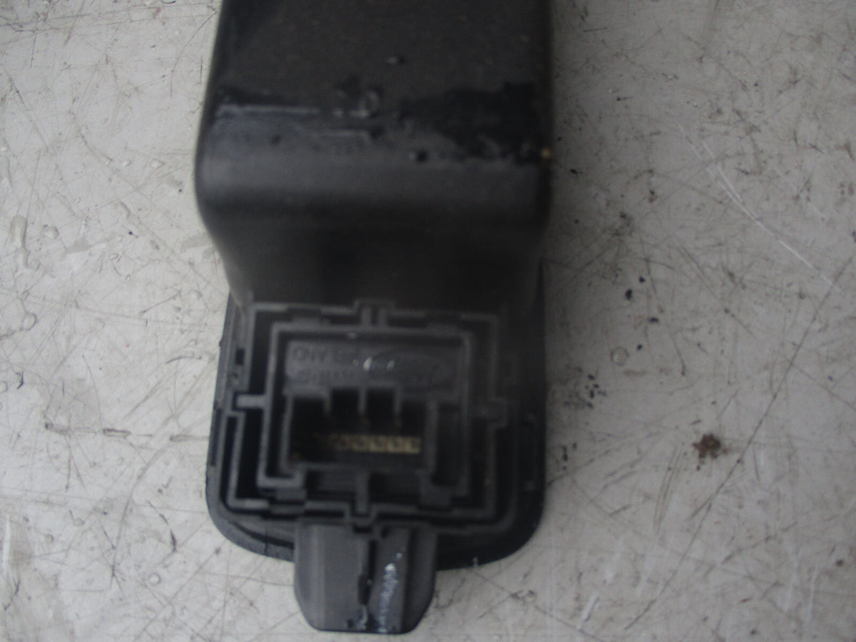 JAGUAR XE 2017 OSF DRIVER SIDE FRONT DOOR WINDOW SWITCH & TRAY GX7322634AAW