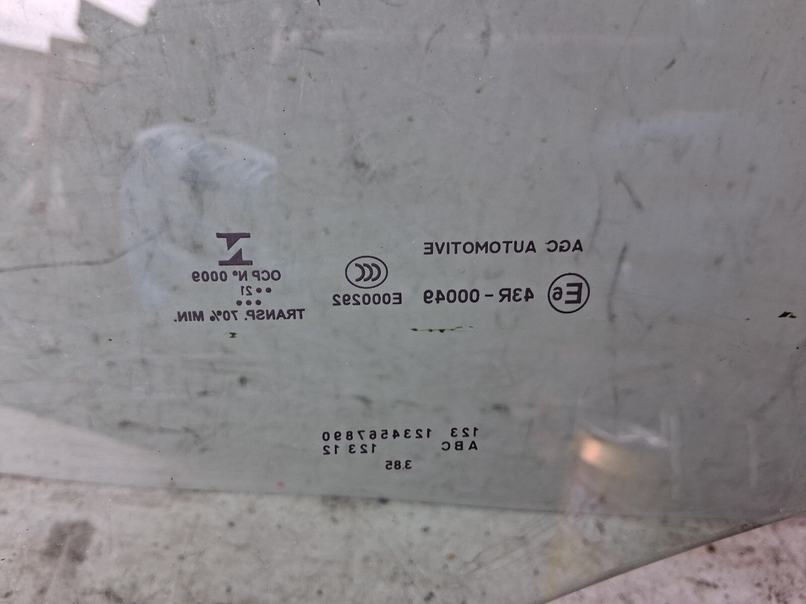 2021 VAUXHALL VIVARO OSF DRIVER SIDE FRONT RIGHT WINDOW GLASS 43R00049