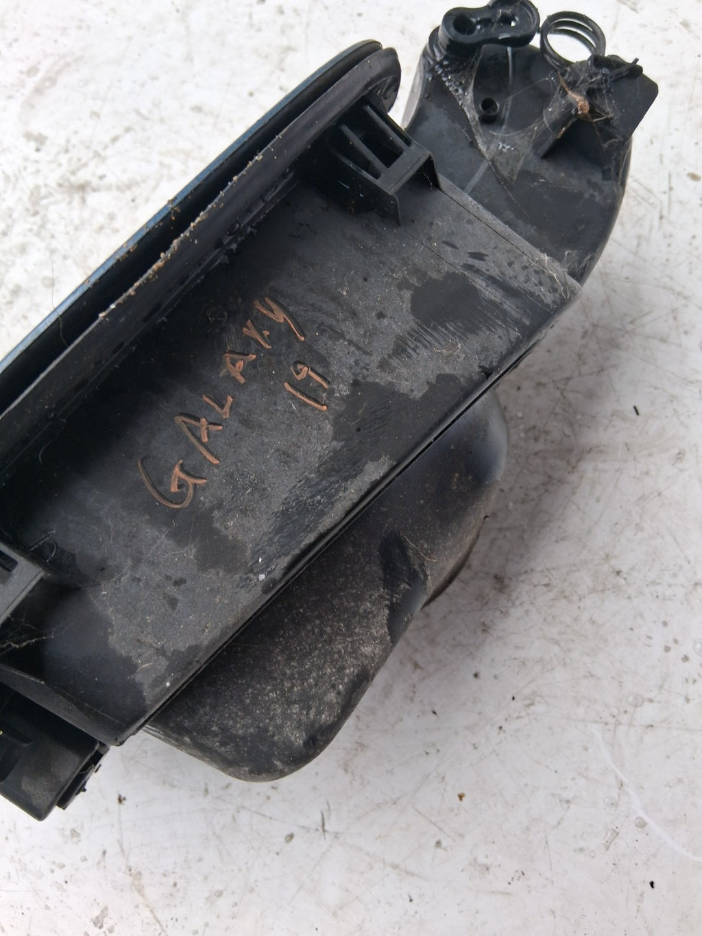 2019 FORD GALAXY MK4 BLUE FUEL FILLER FLAP AND HINGE JM2BR27936