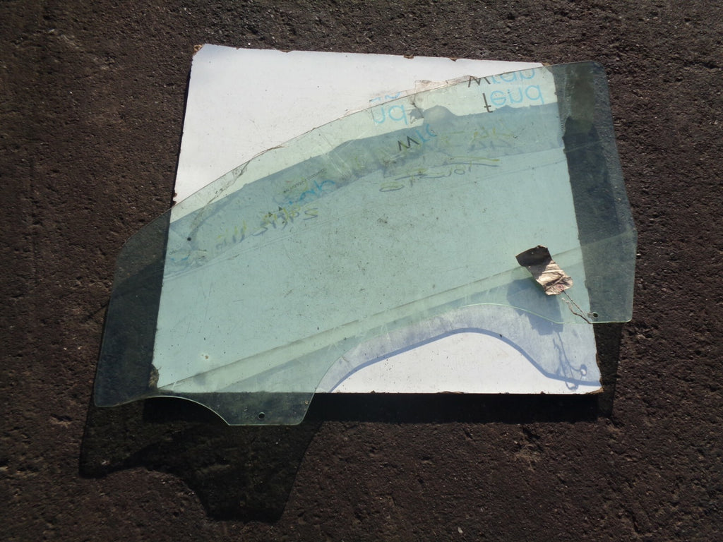 VAUXHALL CORSA D 2012 3 DOOR OS DRIVER SIDE FRONT WINDOW GLASS