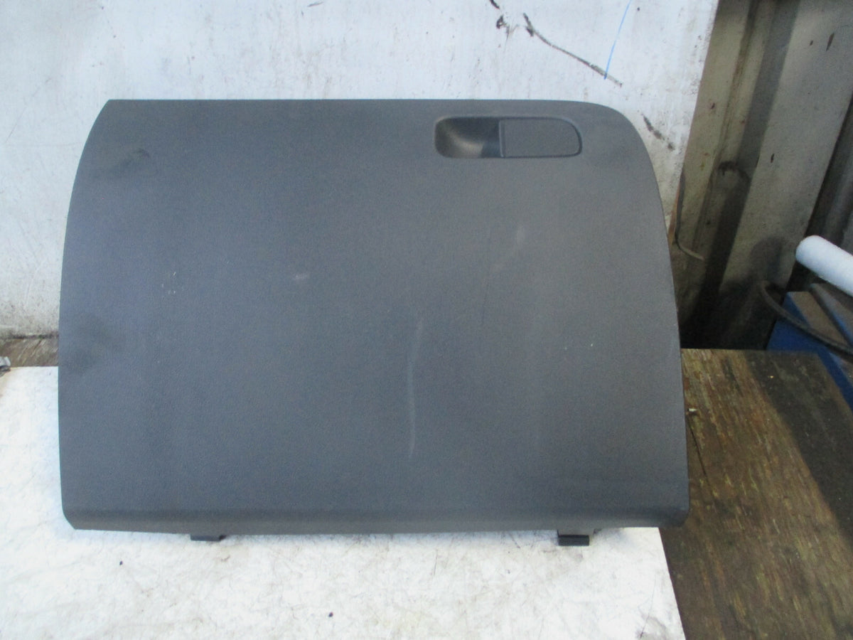 SKODA OCTAVIA MK3 2018 NS PASSENGER SIDE STORAGE COMPARTMENT 5E2857121B
