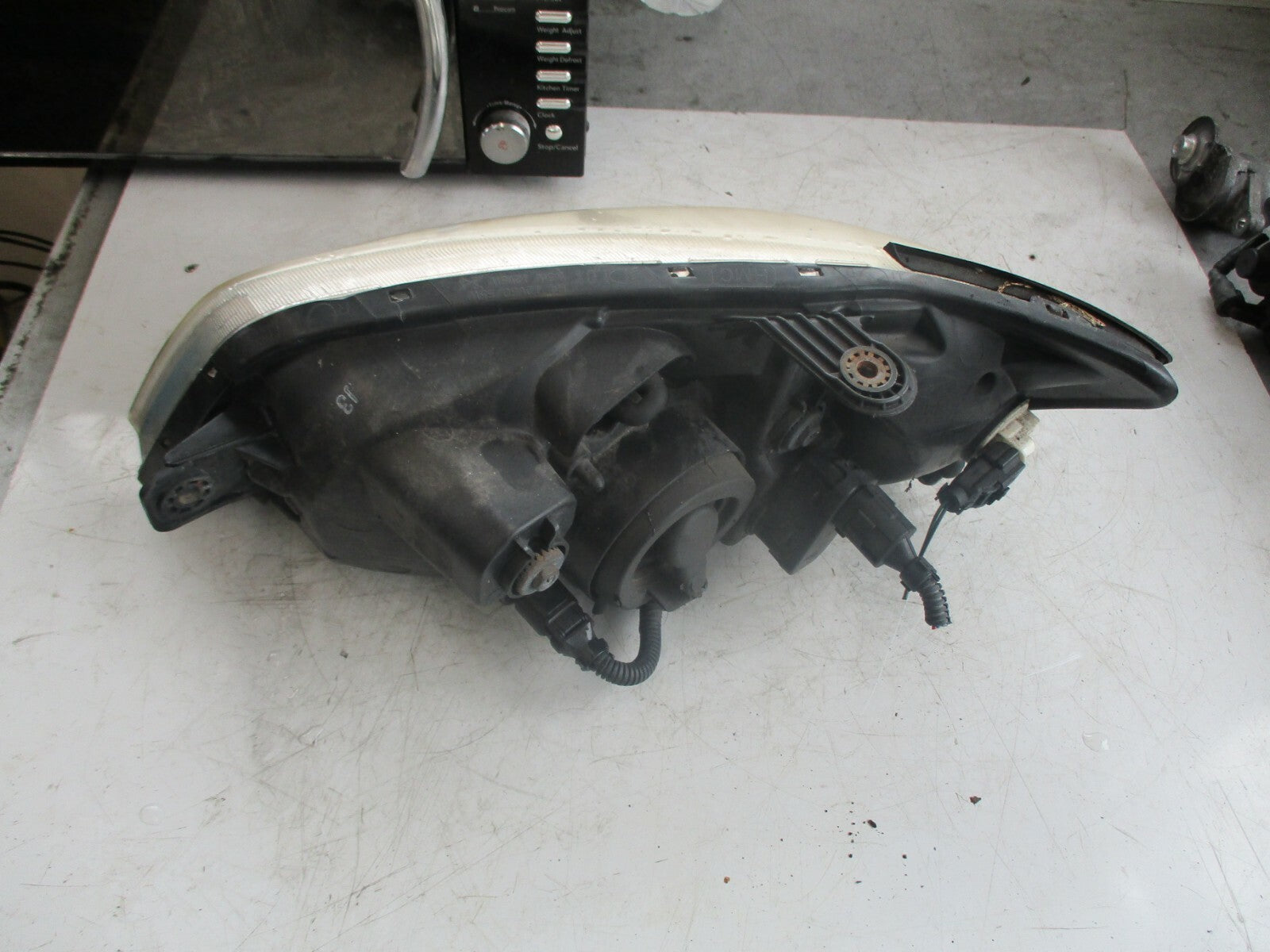 HYUNDAI GETZ TB 2003 OS DRIVER OFF SIDE HEADLIGHT HEADLAMP