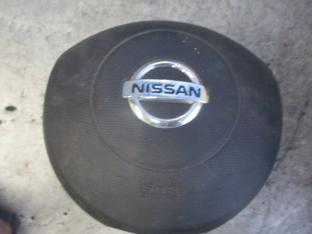 NISSAN MICRA K12 OS DRIVER SIDE STEERING WHEEL AIRBAG