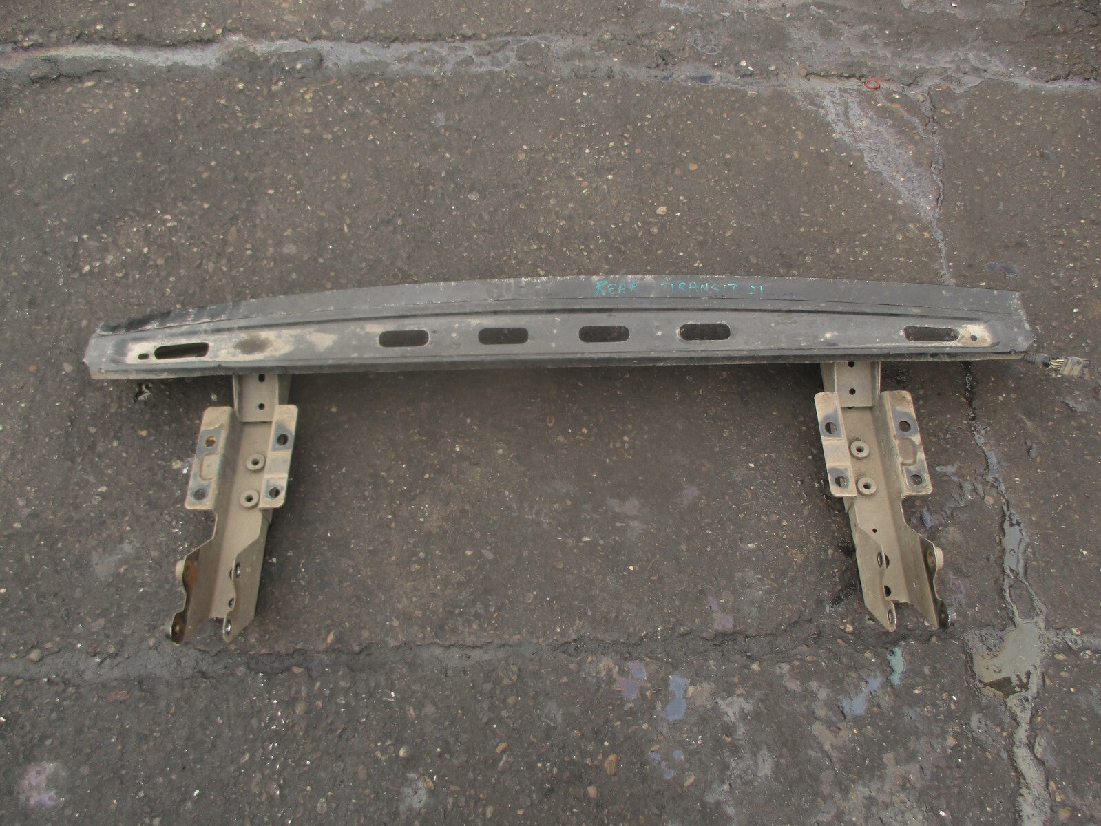 2021 FORD TRANSIT 350 MK8 REAR STEP ASSEMBLY