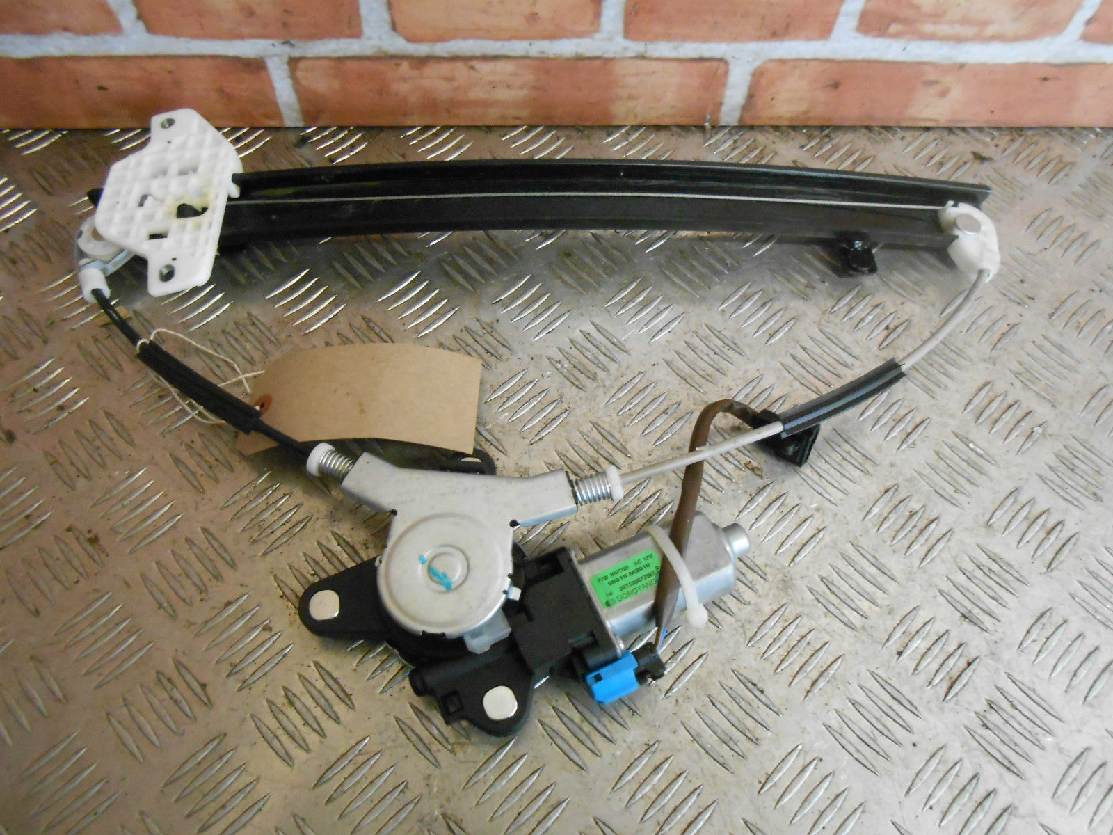 CHEVROLET CHEVY SPARK M300 5 DOOR 2012 NSF PASSENGER FRONT WINDOW REGULATOR