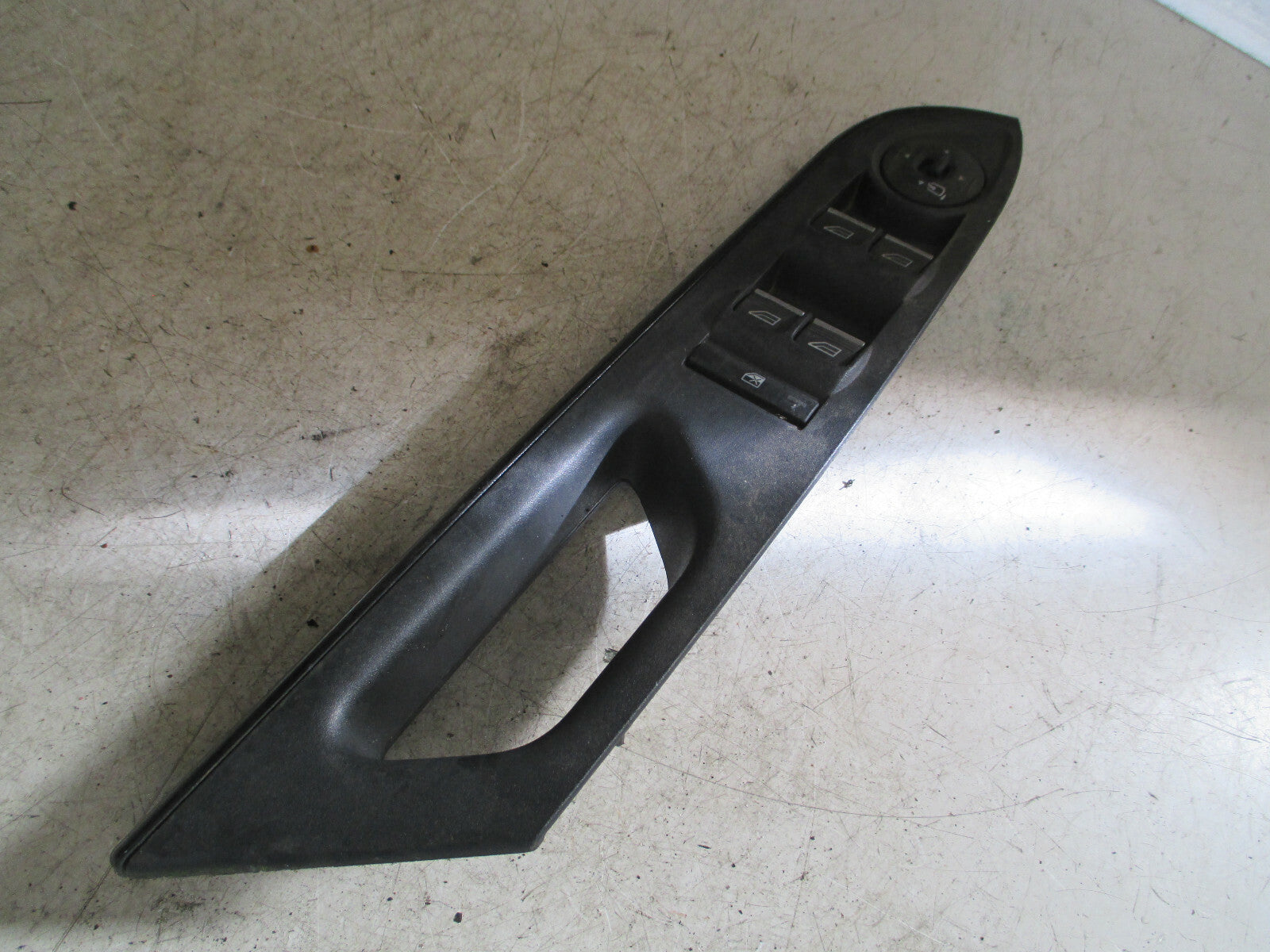 FORD B MAX 2017 OSF DRIVER SIDE FRONT DOOR WINDOW SWITCH F1ET14A132GC