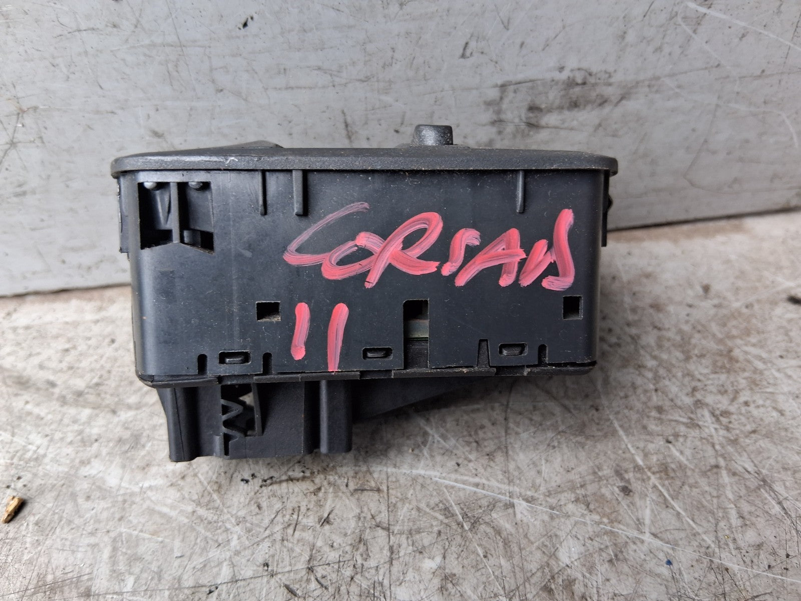 VAUXHALL CORSA D 2011 FRONT HEADLIGHT CONTROL SWITCH ADJUSTER  13310335