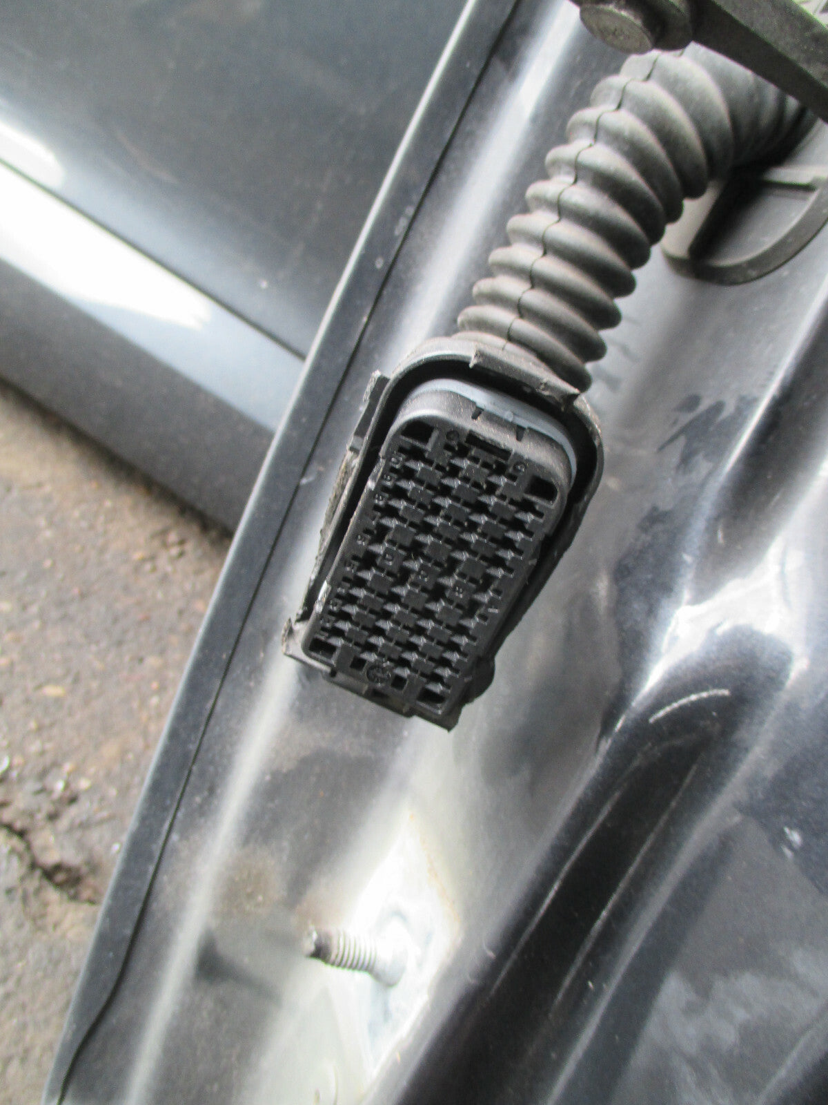 RENAULT MEGANE MK3 2013 OSF DRIVER SIDE COMPLETE DOOR GRIS ECLIPSE