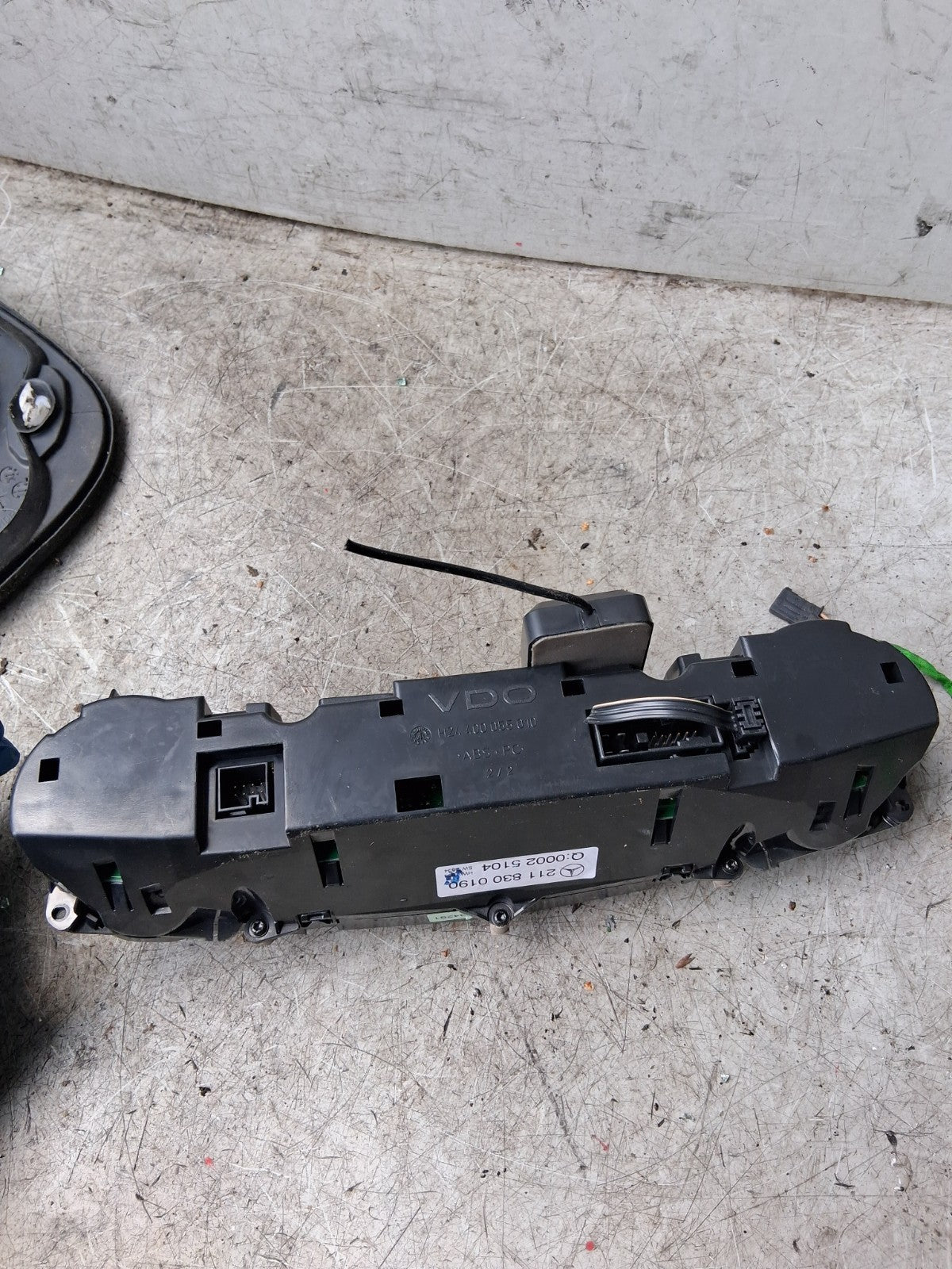 2005 MERCEDES E CLASS HEATER CONTROL PANEL SWITCHES CLIMATE CONTROL 2118300190
