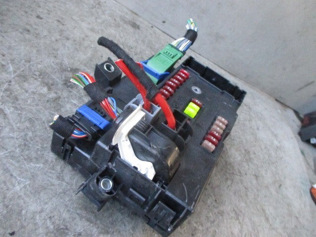 2023 VAUXHALL MOVANO C MK3 2.2 DIESEL FUSE BOX 46862934