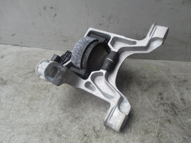 2019 MAZDA 2 MK4 1.5 PETROL OSF DRIVER  SIDE ENGINE MOUNT D10A39060