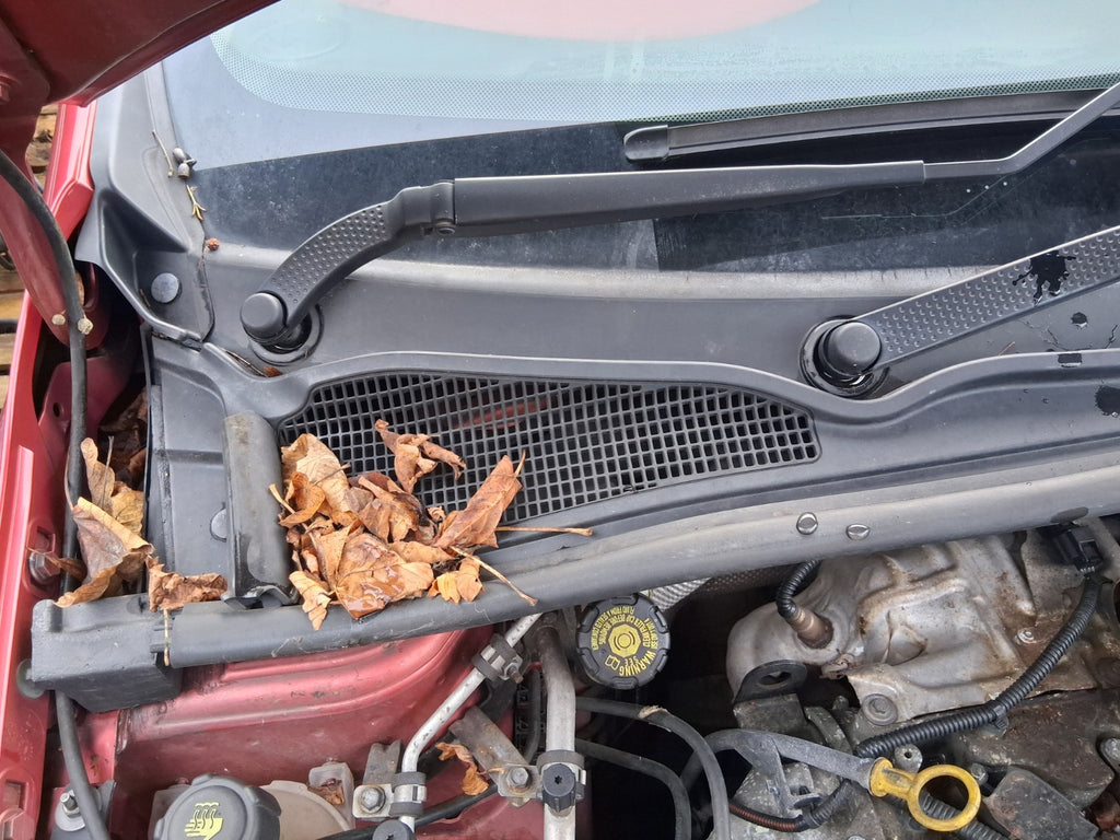 2013 RENAULT CLIO X98 MK4 0.9 PETROL FRONT WINDSCREEN WIPER MOTOR & LINKAGE