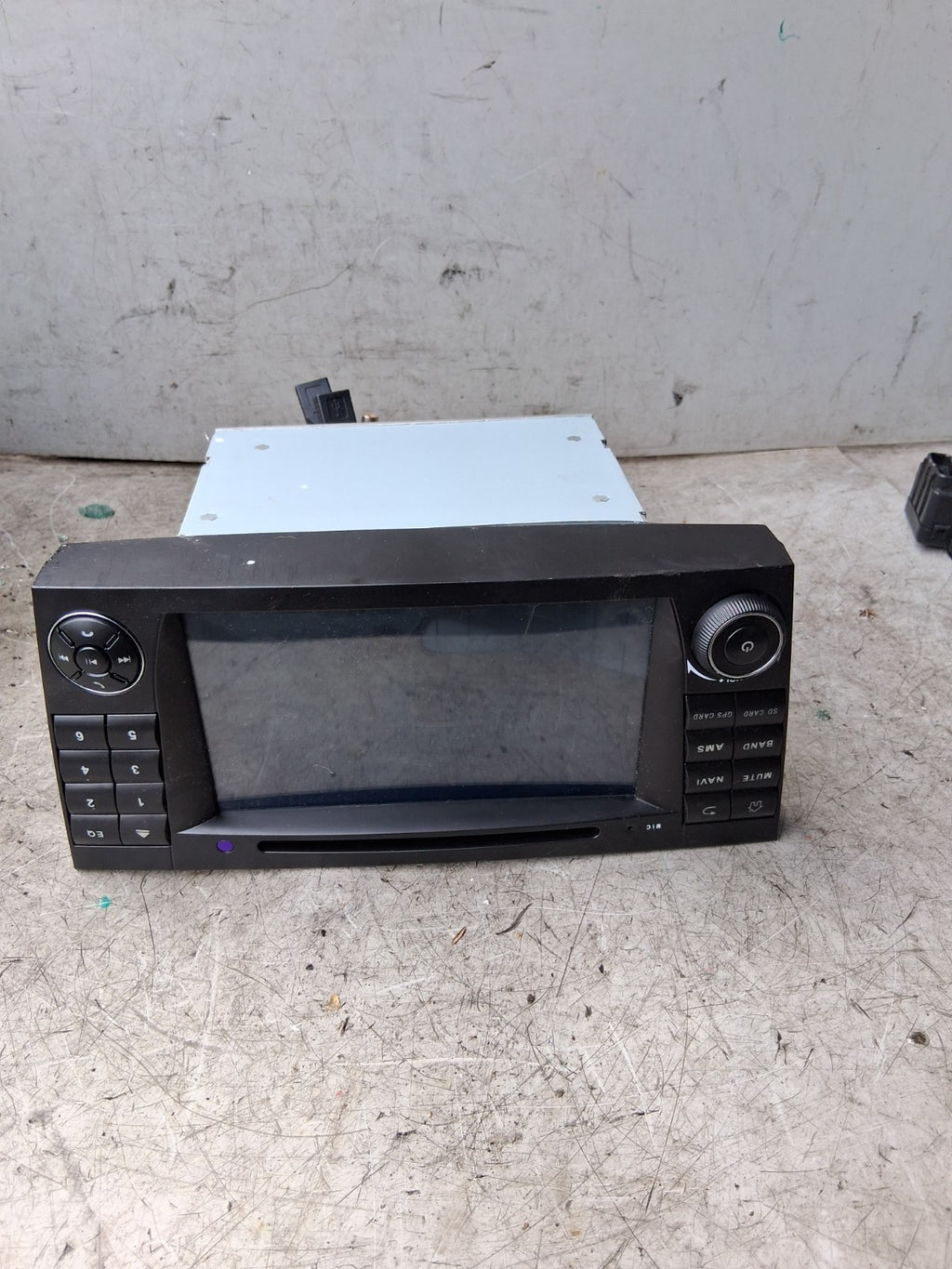 2003 MERCEDES E CLASS DASHBOARD DISPLAY SCREEN