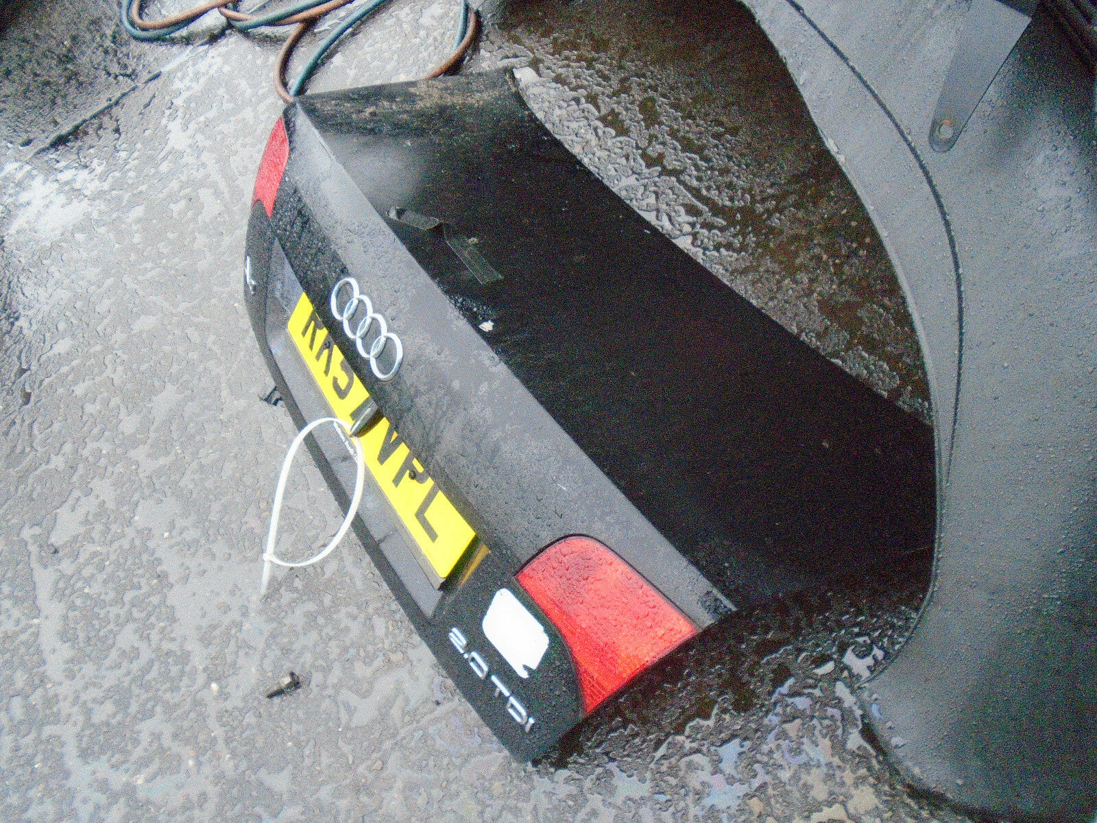 AUDI A4 2007 B7 REAR COMPLETE BOOTLID TAILGATE BLACK