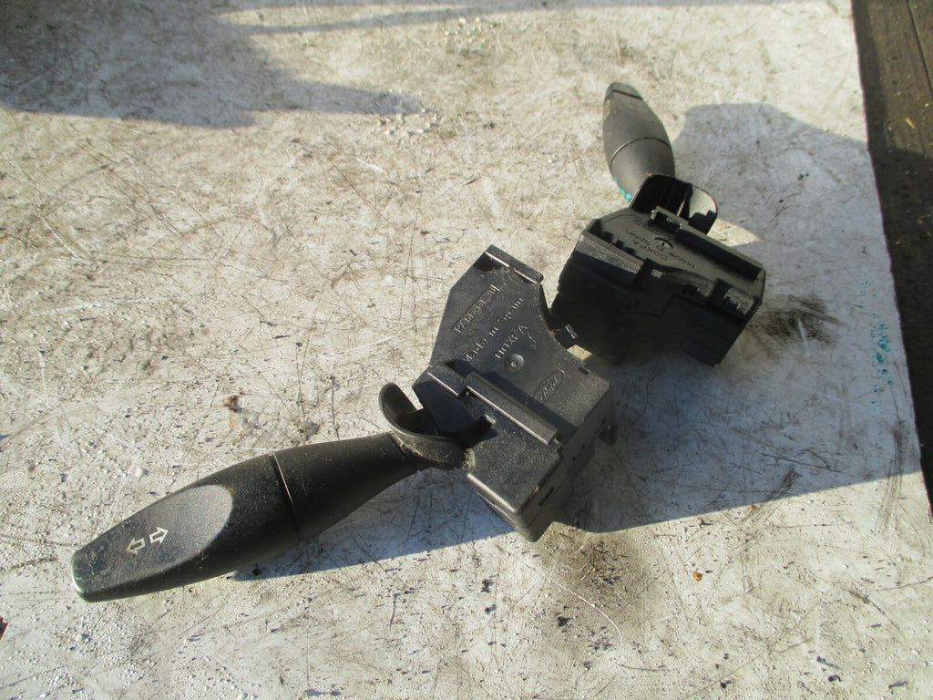 FORD FOCUS MK1 2001 WIPER INDICATOR STALK SWITCH UNIT