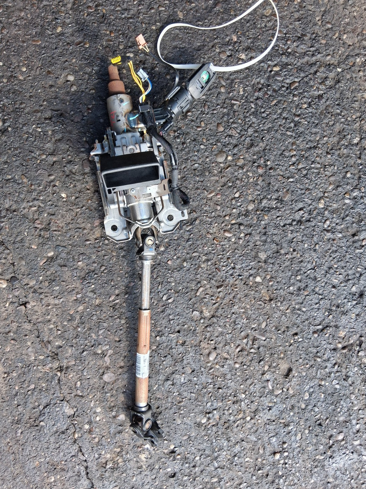 2021 CITROEN C3 MK3 STEERING COLUMN & IGNITION BARREL WITH KEY 9835704977