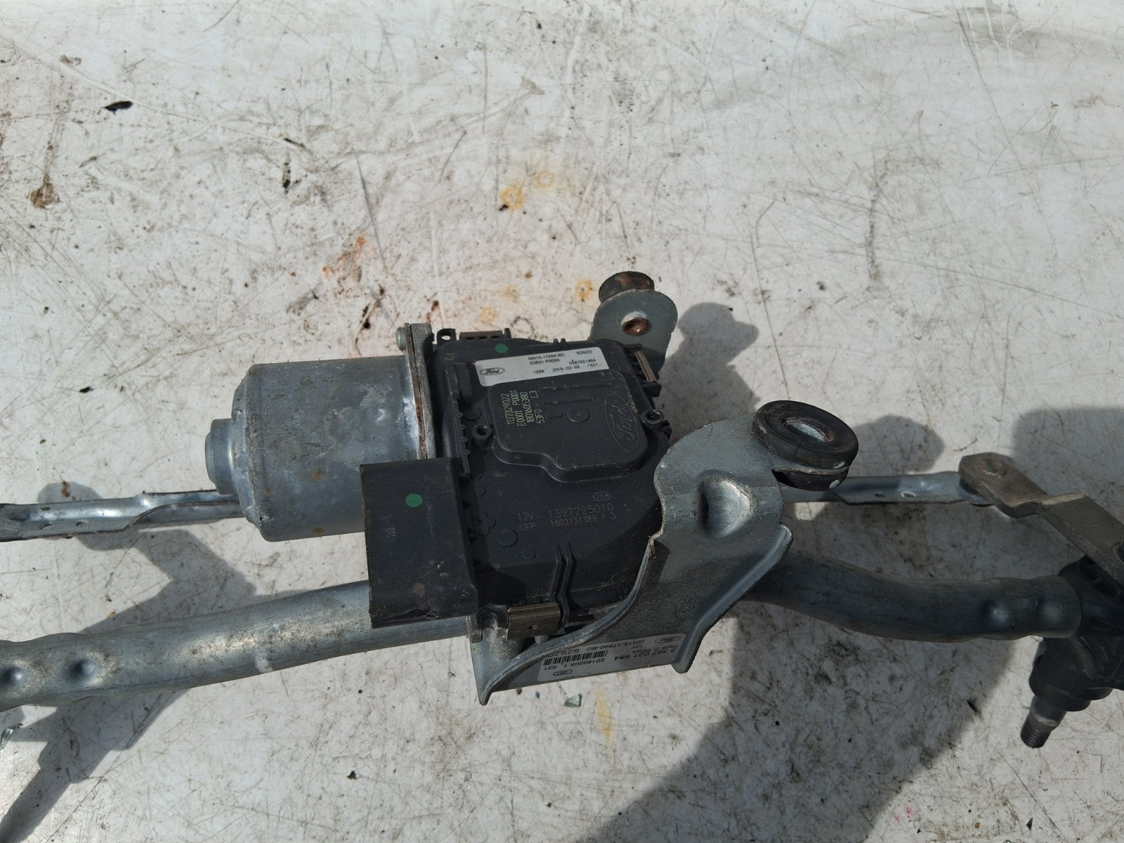2021 FORD ECOSPORT FRONT WINDSCREEN WIPER MOTOR LINKAGE GN1517500BC
