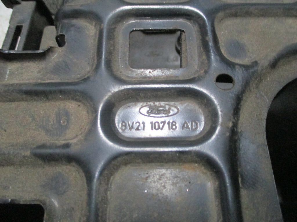 FORD FIESTA 2017 MK7 BATTERY TRAY HOLDER 8V2110718