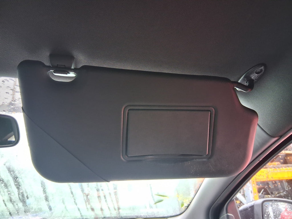 2017 FORD FOCUS MK3 ST LINE OSF DRIVER SIDE FRONT RIGHT SUN VISOR SHADE