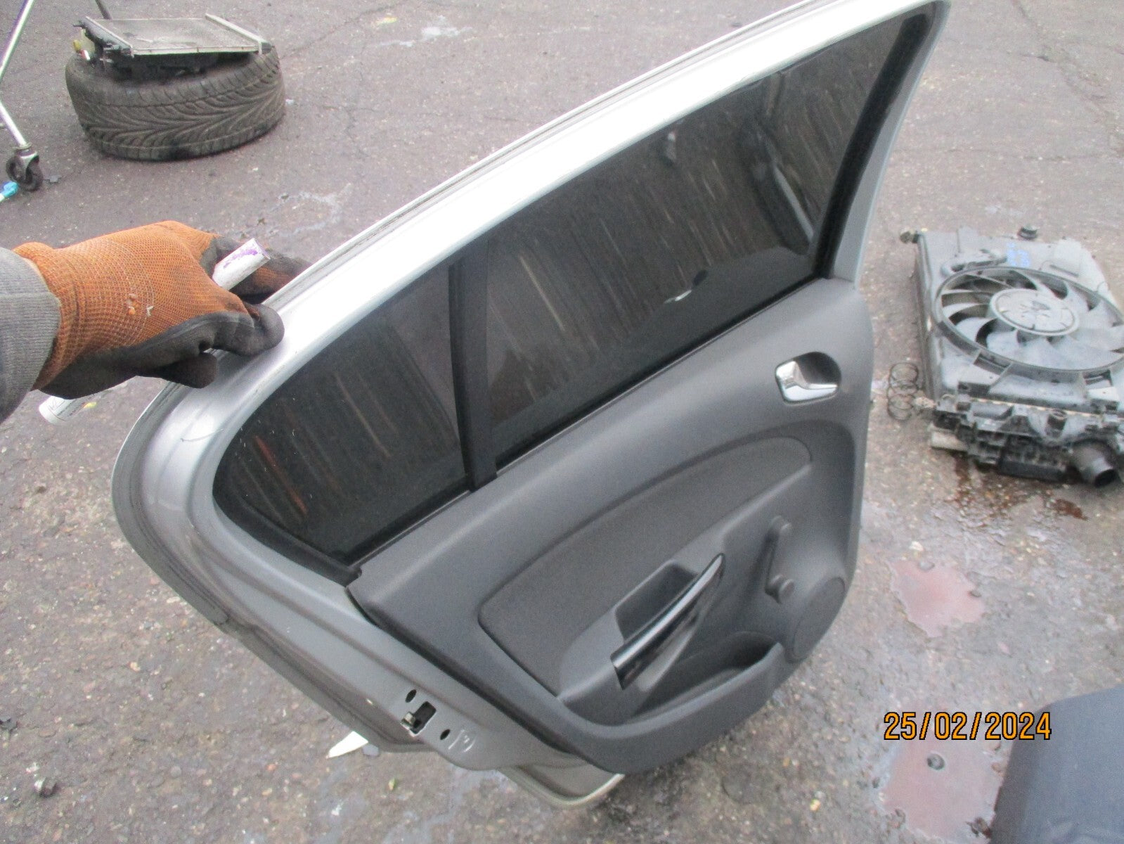 VAUXHALL CORSA D 2008 NSR PASSENGER SIDE REAR DOOR SILVER