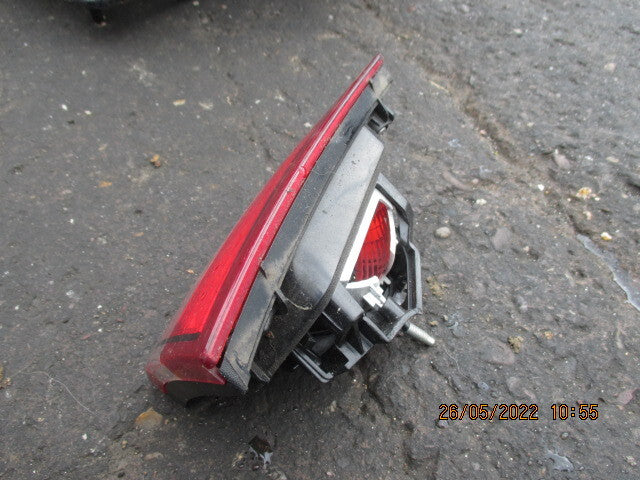 RENAULT CLIO MK4 2012-2016 OSF DRIVER SIDE REAR INNER TAILGATE LIGHT