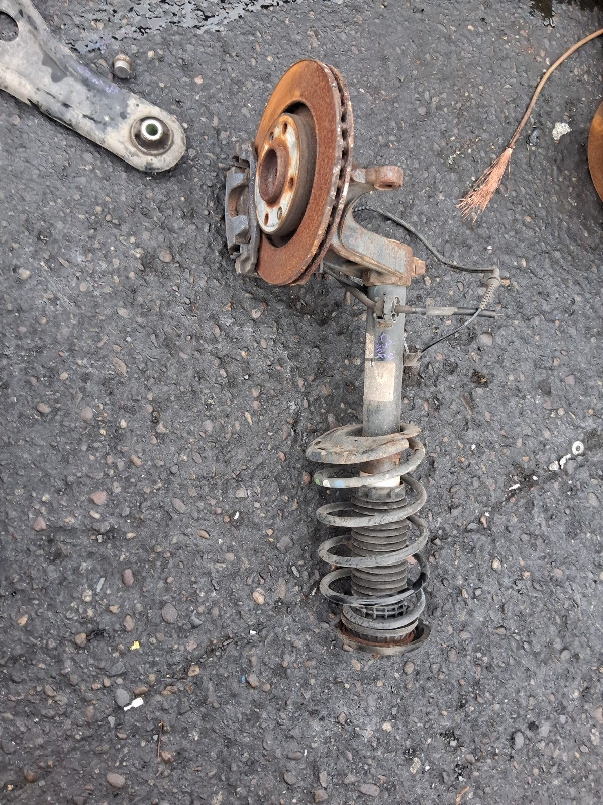 2021 CITROEN C3 MK3 OSF DRIVER SIDE FRONT RIGHT HUB LEG SHOCK 9811371180