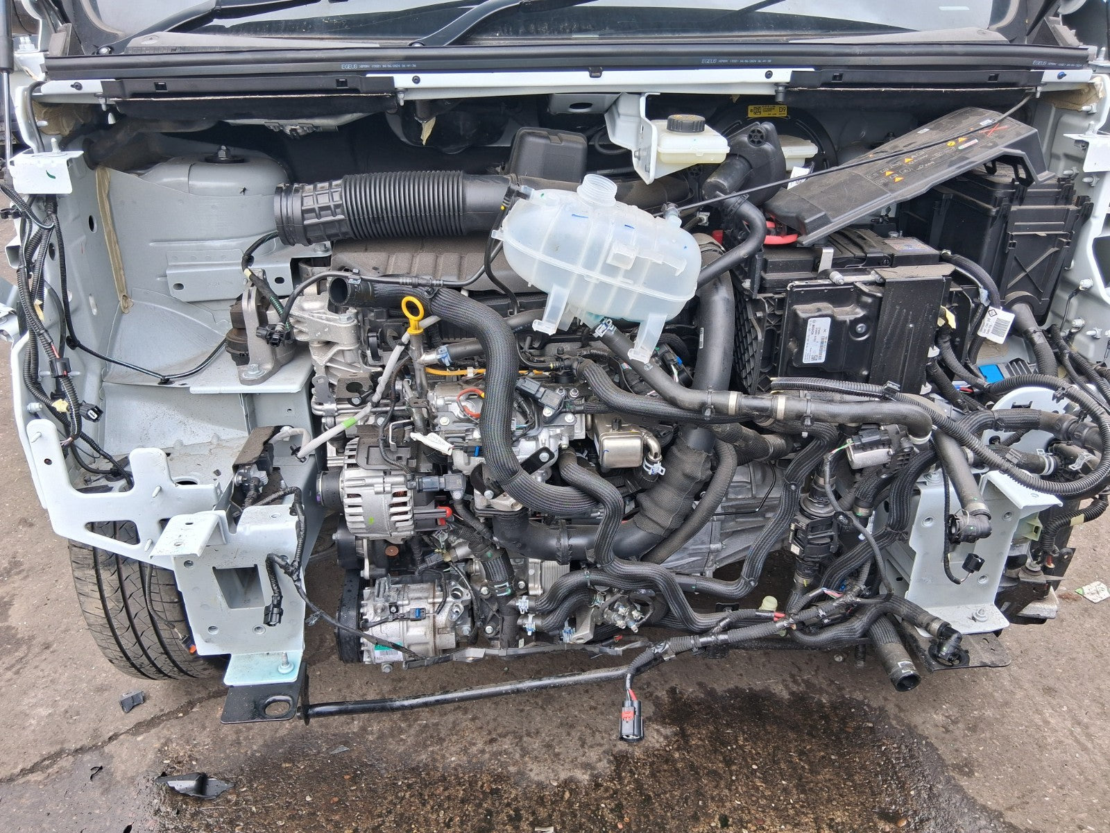 2024 RENAULT TRAFIC X82 MK3 2.0 DCI DIESEL COMPLETE ENGINE M9R 717 4K MILES