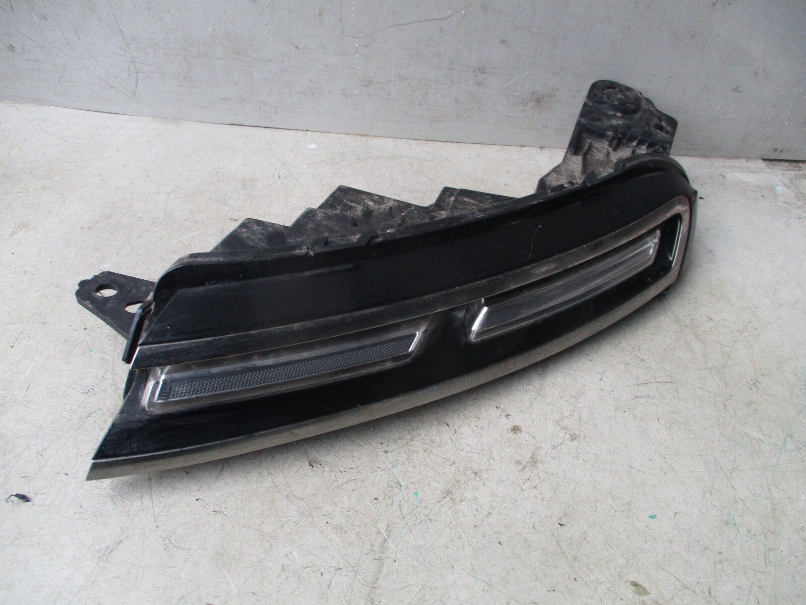2020 CITROEN C5 AIRCROSS NS PASSENGER FRONT DRL DAYTIME RUNNING LIGHT 9818005180