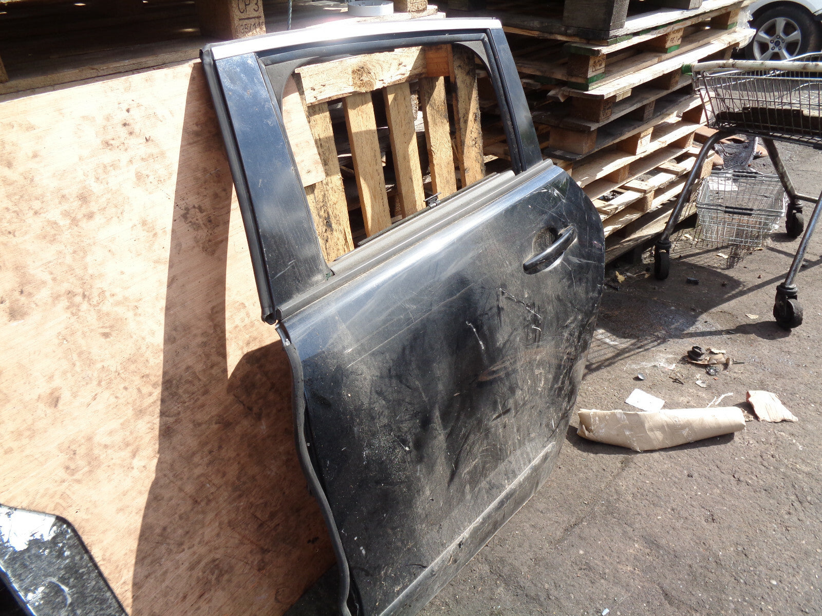PEUGEOT 3008 MK1 2013 NSR PASSENGER SIDE REAR DOOR DAMAGED BLACK